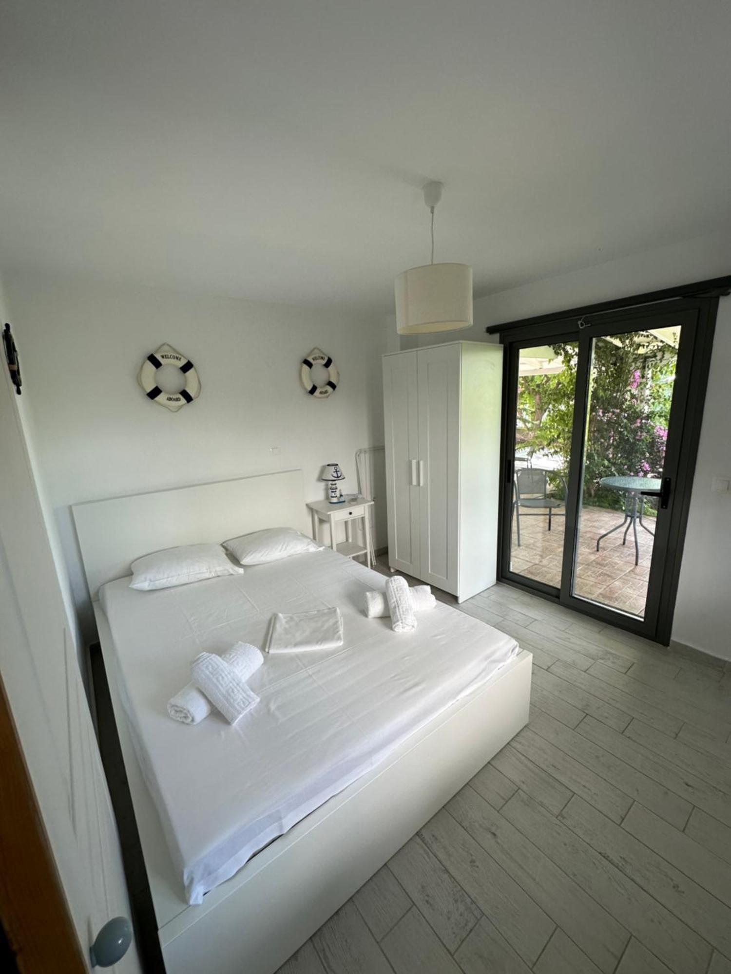 La Casa Al Mare Lejlighedshotel Mola Kalyva Eksteriør billede